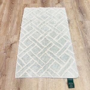 Ralph Lauren Bathroom Rug Green Mint White 21 x 34 Resistant Anti-Slip Diamond